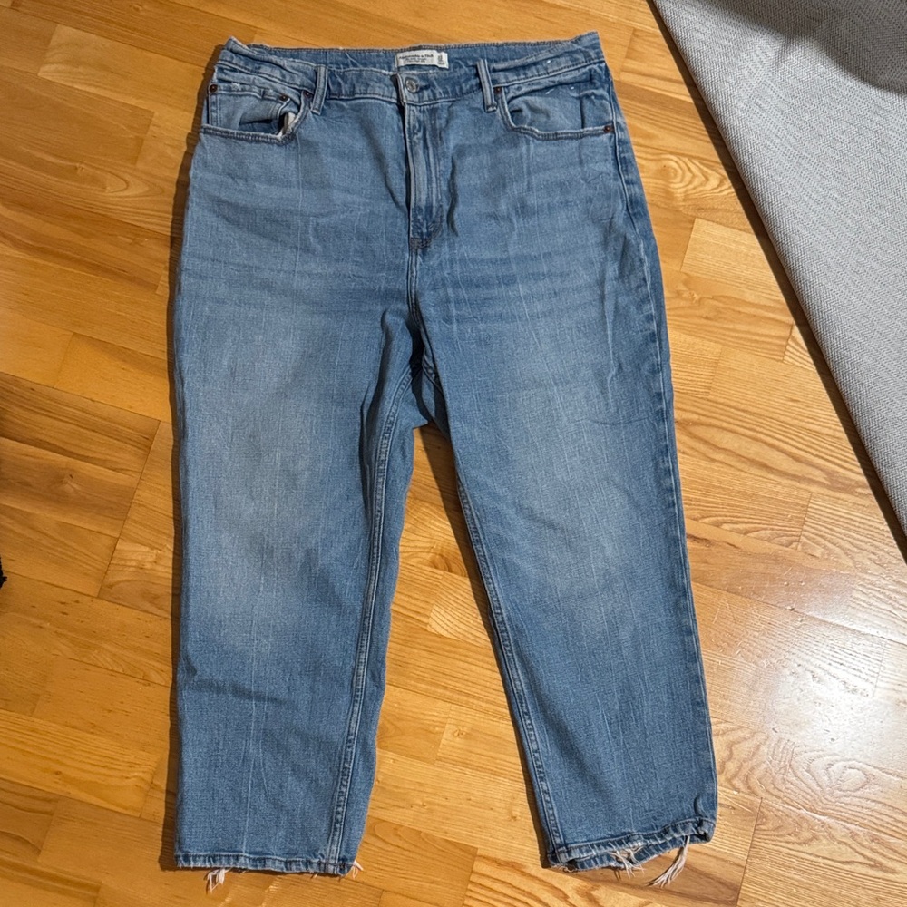 AF ultra high rise ankle straight jeans 16s